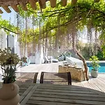 Charmante Maison Dans Venelle Fleurie * Сент-Мари-де-Ре