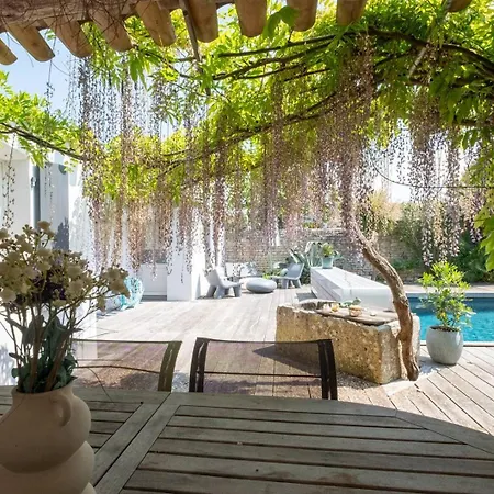 Charmante Maison Dans Venelle Fleurie * サント・マリー・ド・レ