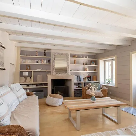 Charmante Maison Dans Venelle Fleurie Villa *