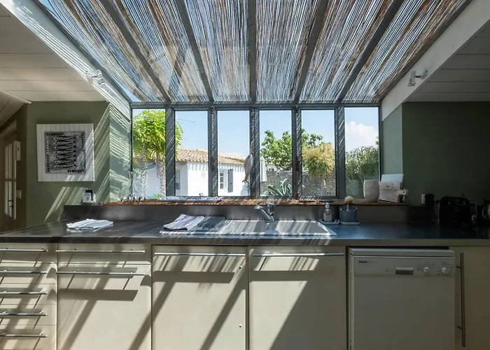 Charmante Maison Dans Venelle Fleurie וילה Sainte-Marie-de-Ré